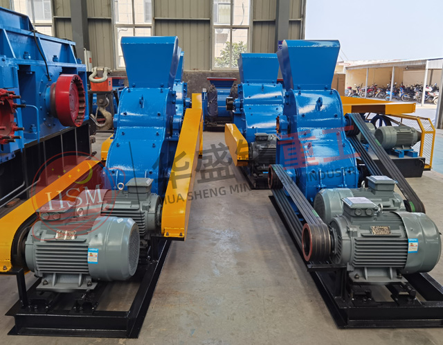 時產30噸小型粉煤機多少錢一臺？