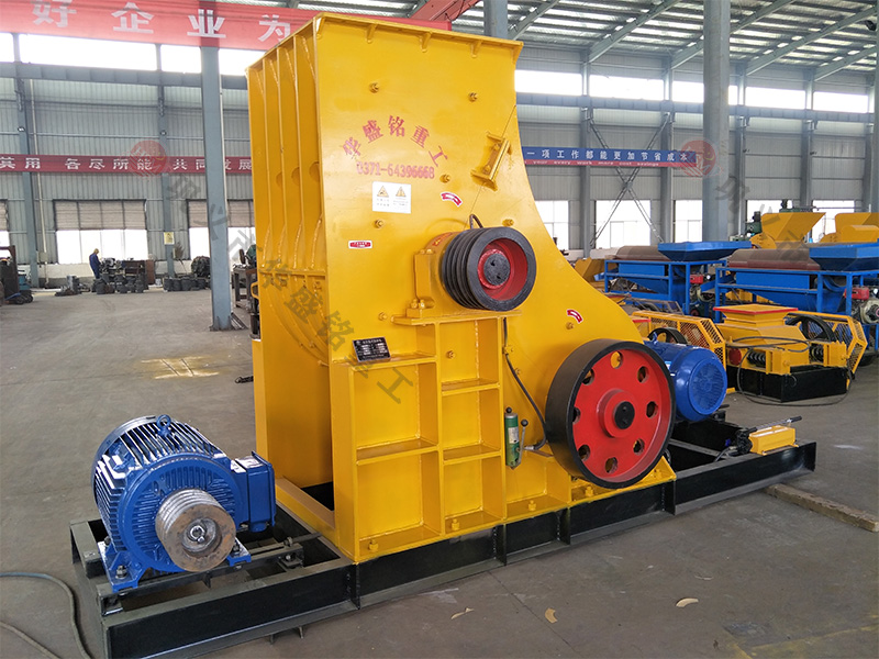 濕料粉碎機(jī)適合粉碎什么，是如何作業(yè)的？